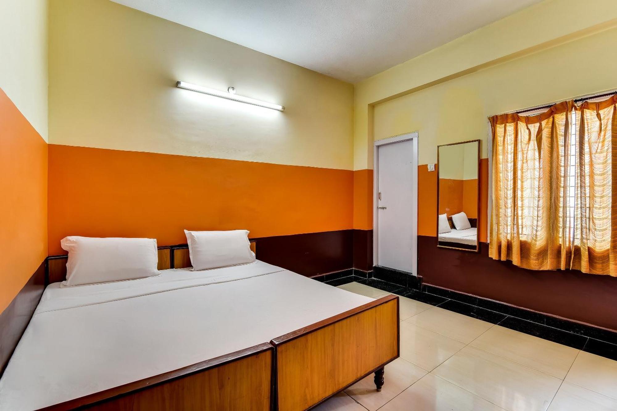Hotel O Srinivasa Residency Lodge Tirupati Exterior foto